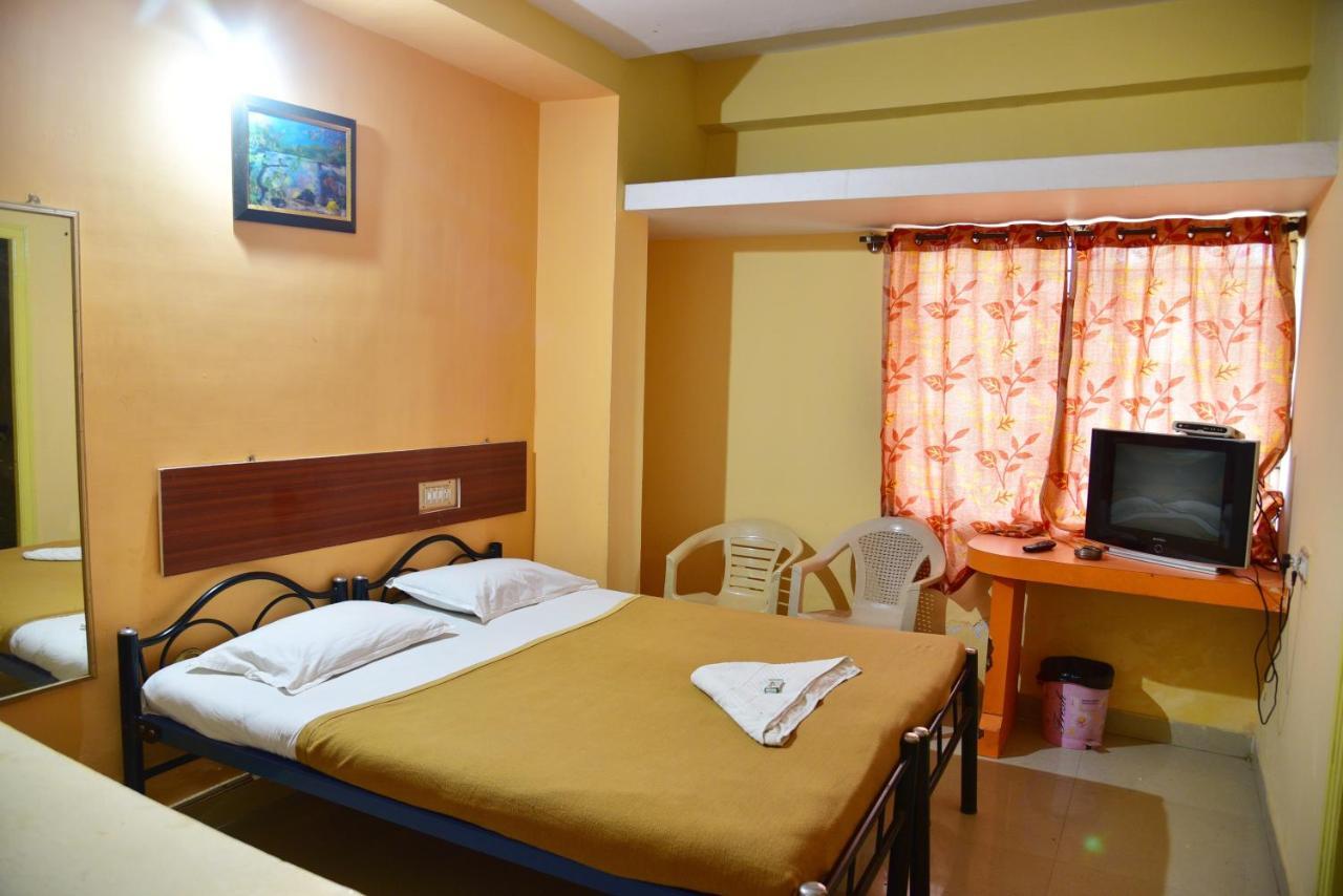 Shreyas Residency Hotel Мисор Екстериор снимка